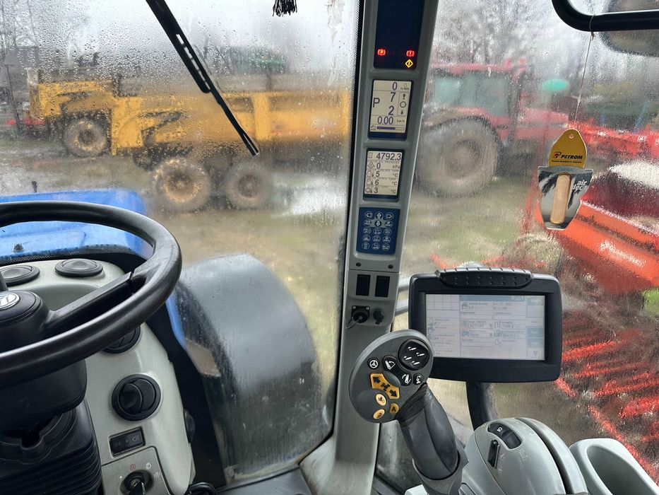 Vand Tractor New Holland T8.360 stare excelenta