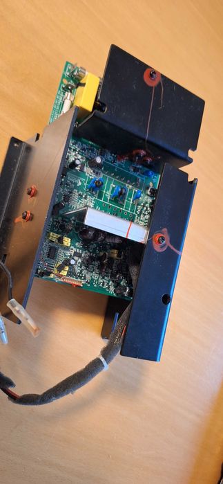 Захранване от Logitech Z623