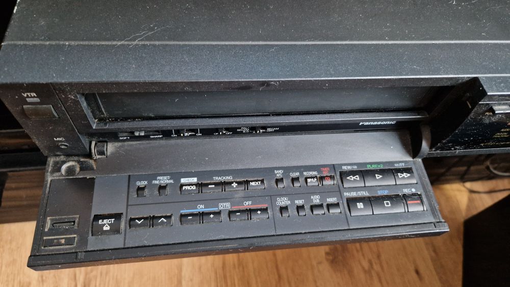 Panasonic записващо видео с две скорости на запис