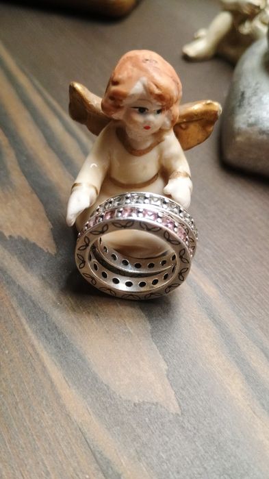 Inele Pandora cu zirconiu alb și roz,mărime 56,arată impecabil