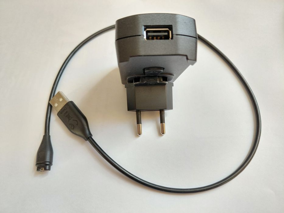 Garmin USB зарядно Оригинално