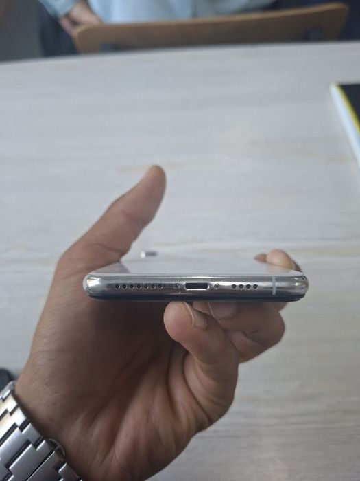 Iphone xs max bu/100%