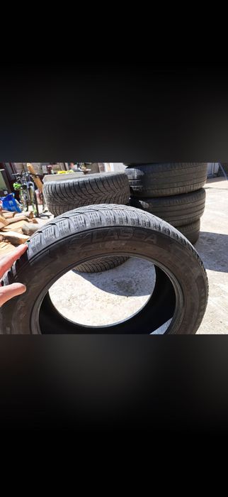 Vând patru jante BMW cu gume Michelin vară 70% 235/50 R18 si patru gume 4 sezoane 225/55R17 70%
