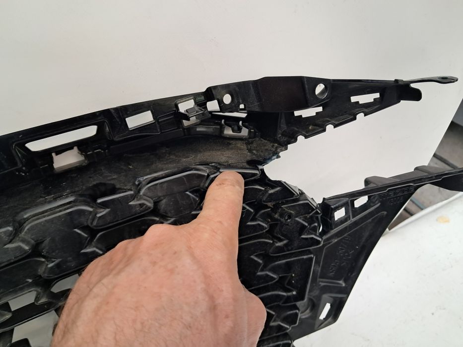Грил решетка Мазда цх 5 Mazda CX5 2022/24г