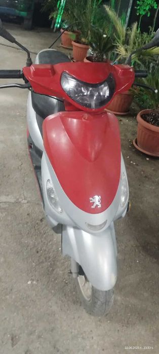 Peugeot v clic 50cc