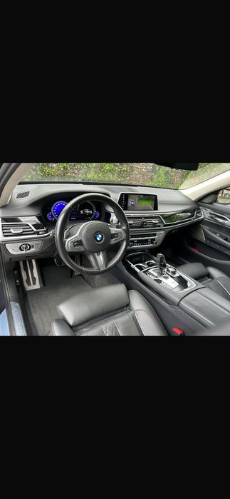 BMW Seria 7 750i xDrive M packet