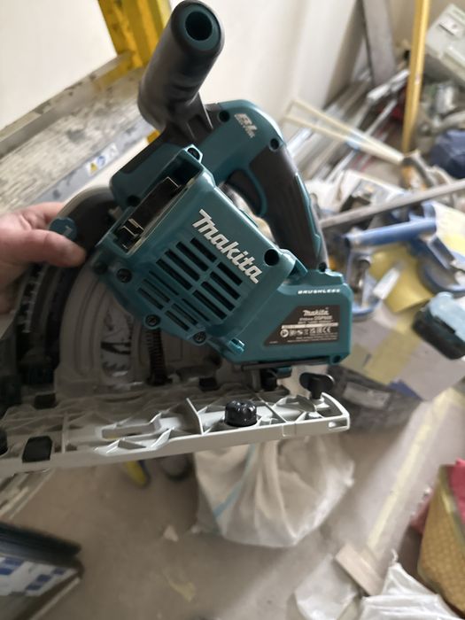 Circular makita pe linie 18 v