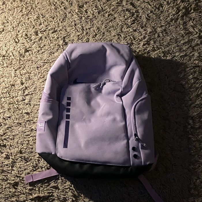 Продам Рюкзаки NIKe Elite