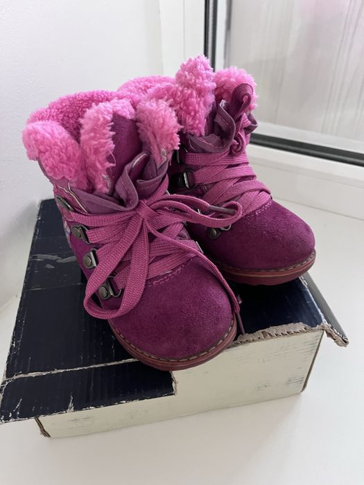 Детские сапоги для девочки