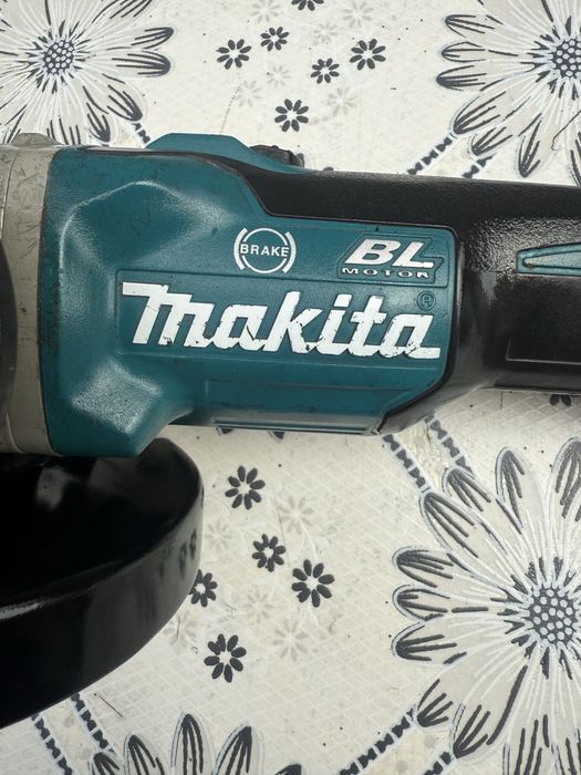 Акумулаторен ъглошлайф Makita DGA513Z ф 125 мм, 18 V