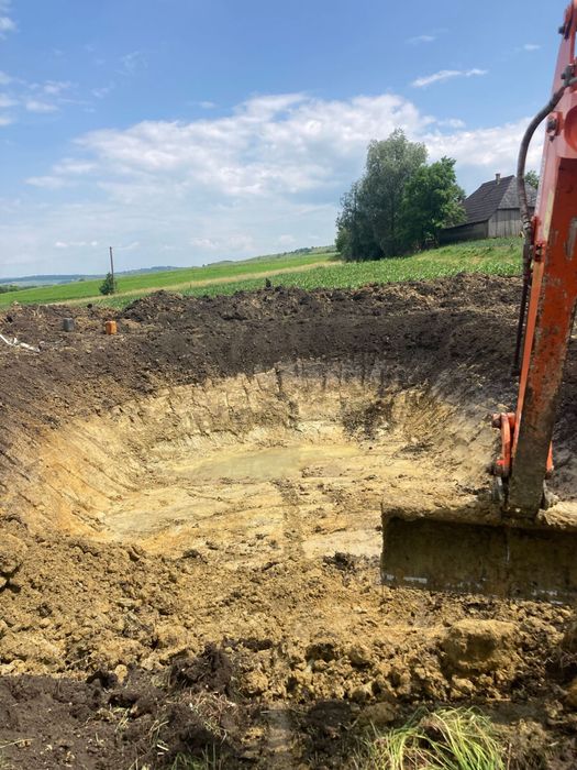 Inchirieri mini-excavator , Instalatii sanitare