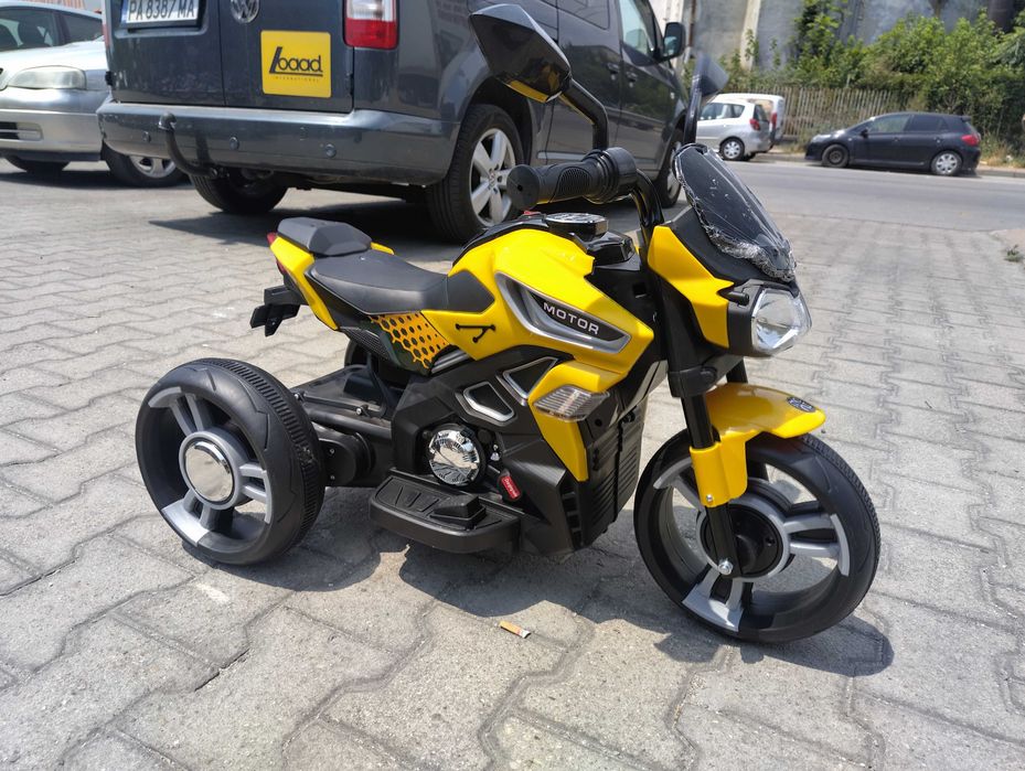 US Акумулаторен мотор COLOMBO жълт