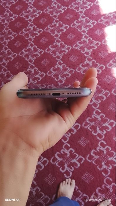 iPhone 11 128GB Black — Ideal, 100% Radnoy (Karobka bor)