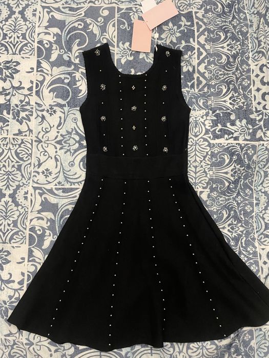 Елегантна  рокля