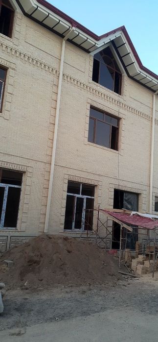 Padrashifka g'ishtlar sotiladi