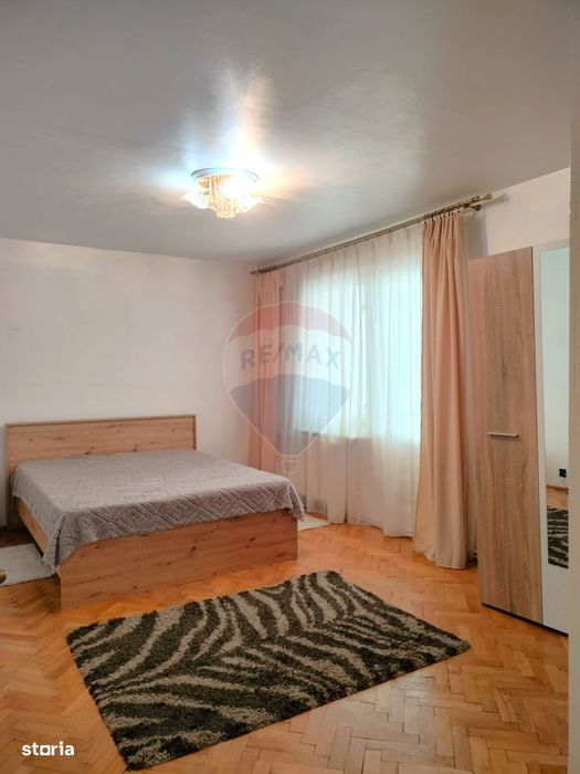Apartament cu 2 camere de închiriat în zona Sud-Est