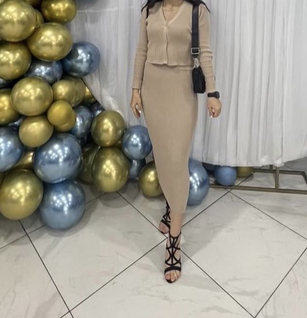 Продам платья красивые платья