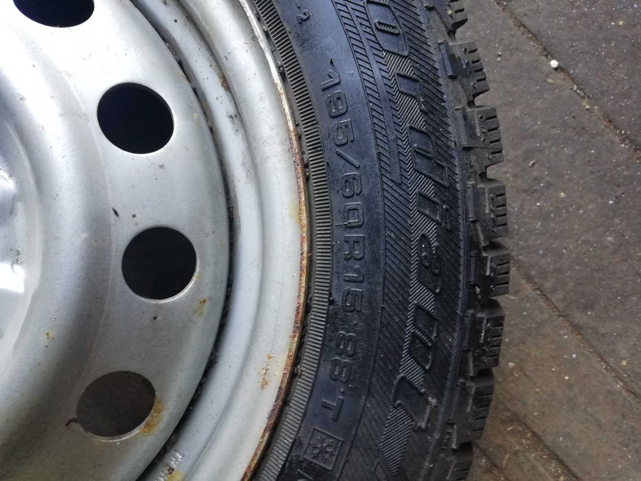 Зимняя шипованная резина