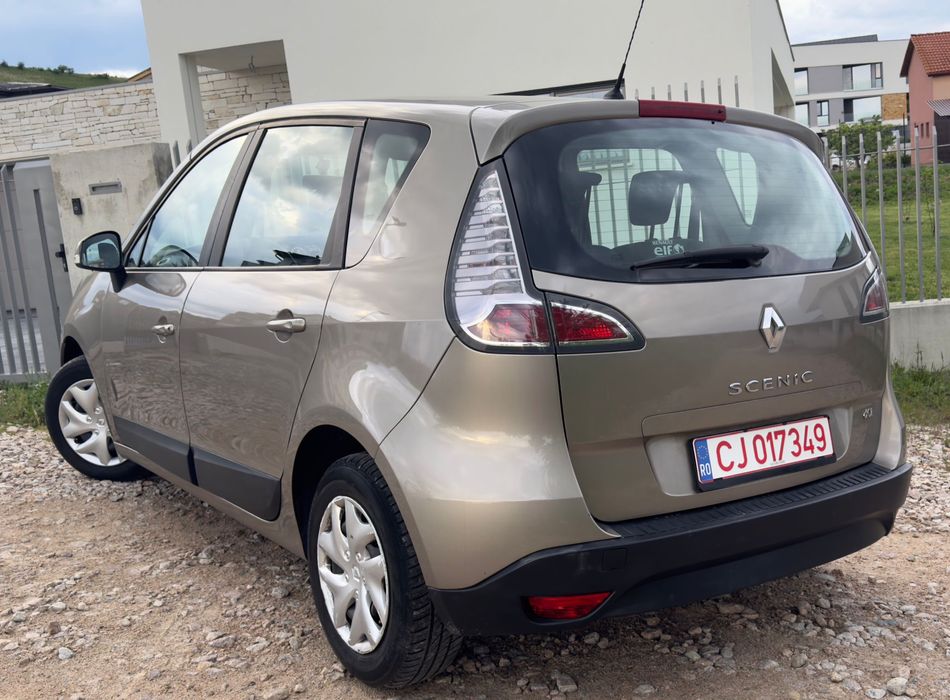 RENAULT Scenic 2013 — imagine 4