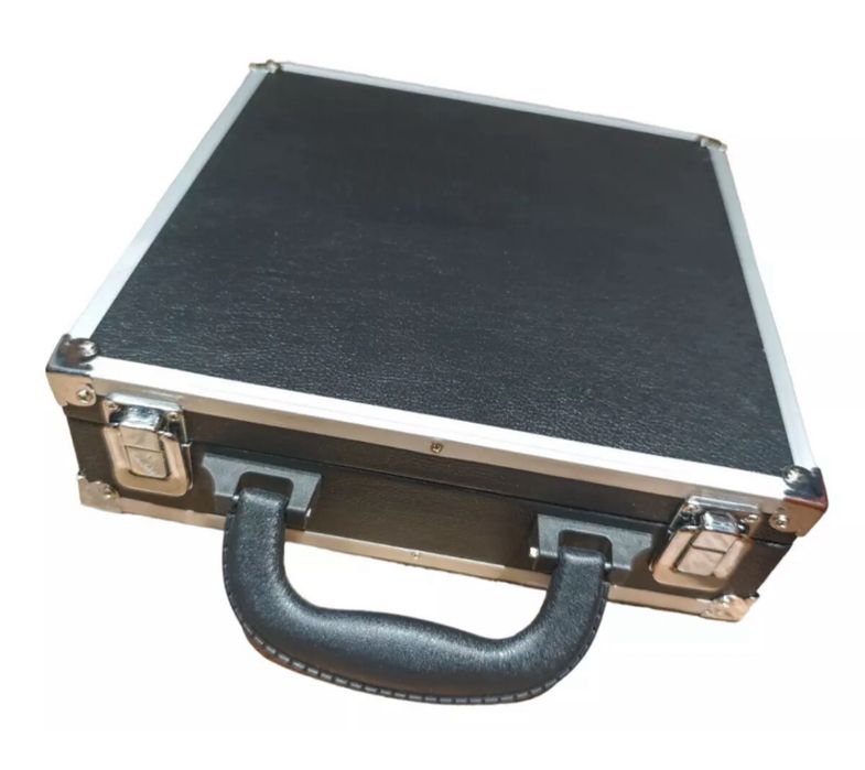 16 уникални топки за снукър подписани от световните шампиони