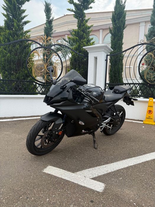 Yamaha yzf r125 (nu ktm cbr aprilia)