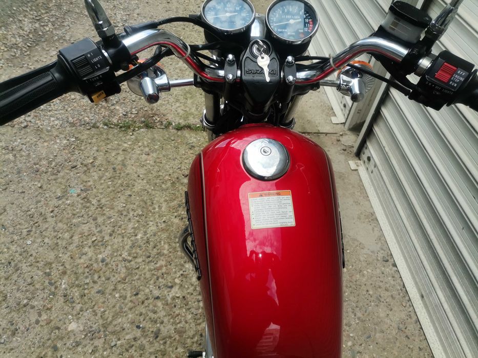 Suzuki GN 125 TOP