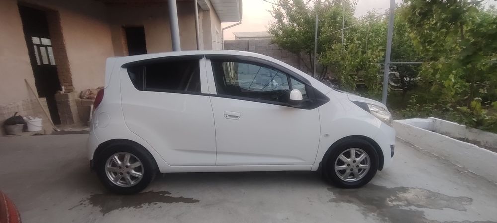 Chevrolet Spark 2015