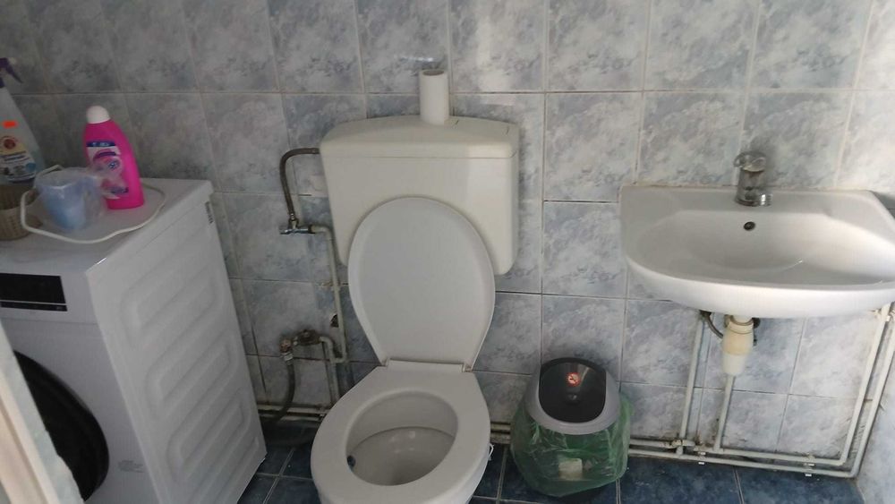 Inchiriez casa zona Brașovechi / Centrul Nou
