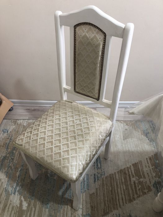 Стуль со стульями