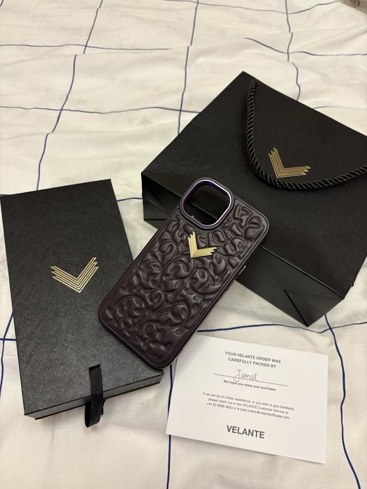 Vand husa Velante iphone 13/14 ca noua