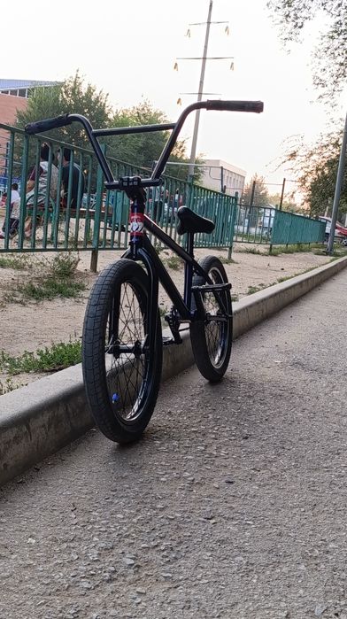 Продам трюковой велосипед BMX DK X