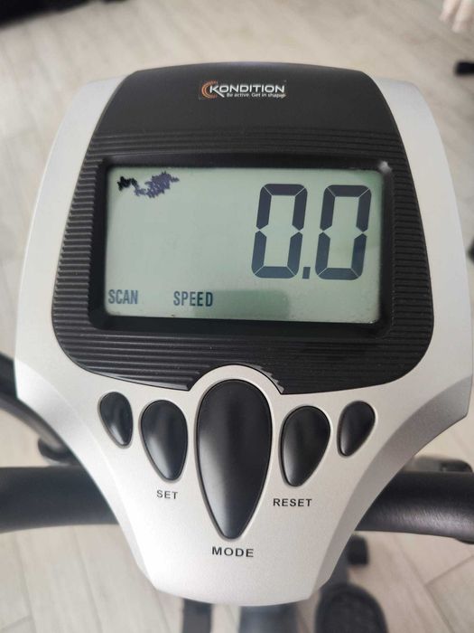 Bicicletă eliptică Kondition, rezistență magnetică 8 trepte, funcțională