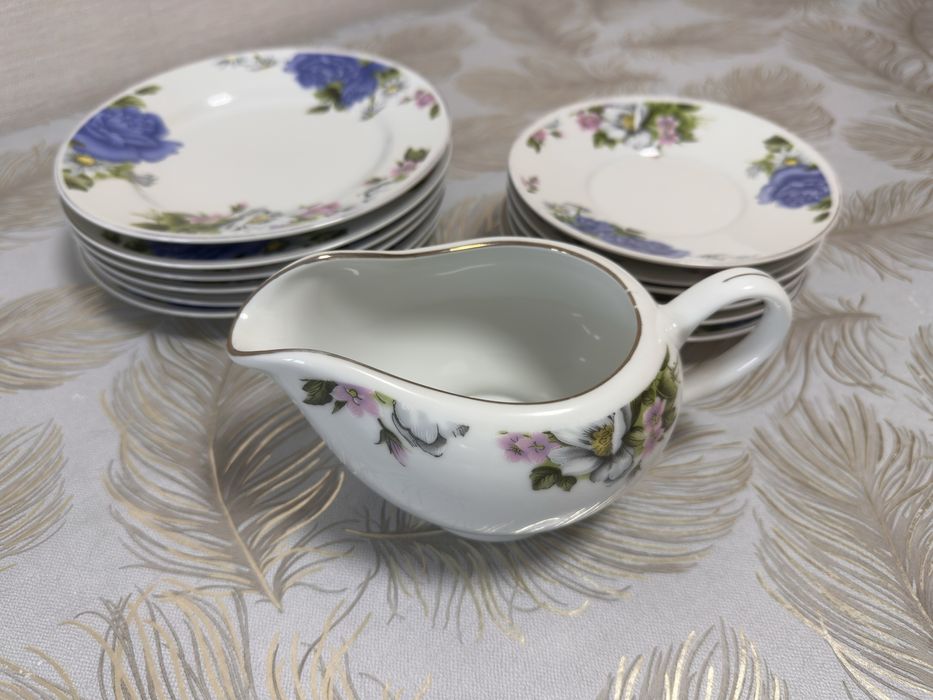 Продам набор посуды