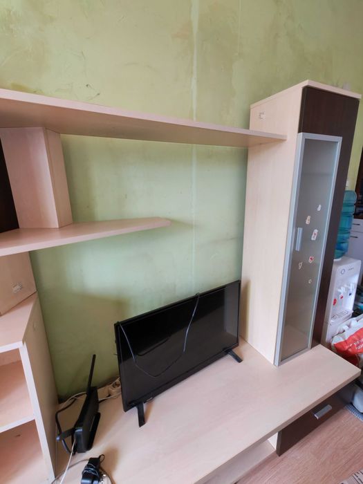 Продавам холна секция