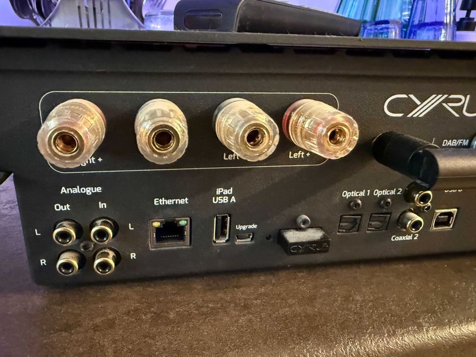 All In One Amplificator/Streamer/Cd Player Cyrus Lyric Stealth