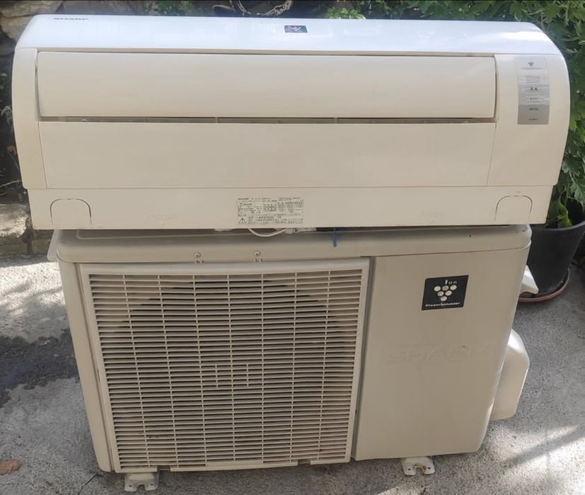 Японски ХиперИнверторен климатик SHARP 14000 BTU