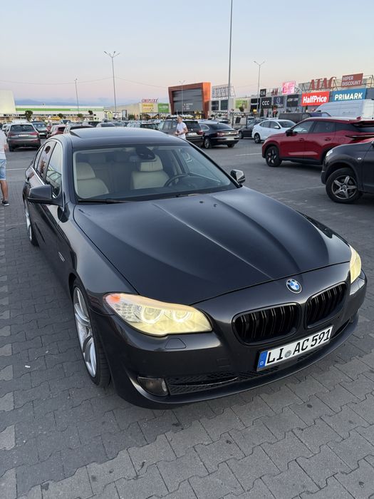 BMW 530d F10 • 3.0d 245 CP • ZF 8HP • HUD • Distronic • Suspensie Adaptivă • 2011