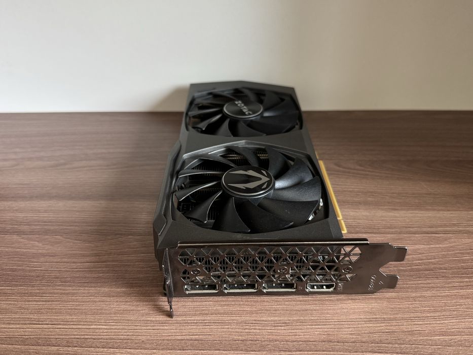 RTX 3050 8gb zotac gaming
