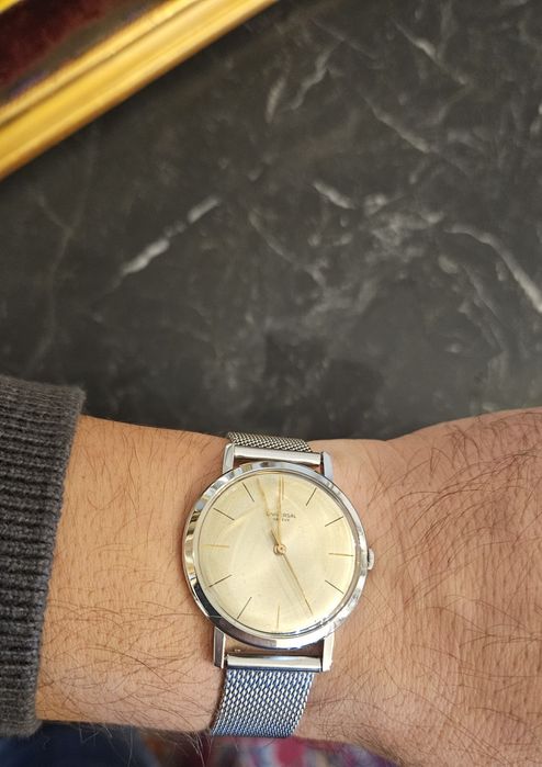 Ceas Universal Geneve