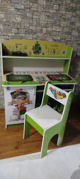 продается парта для детей