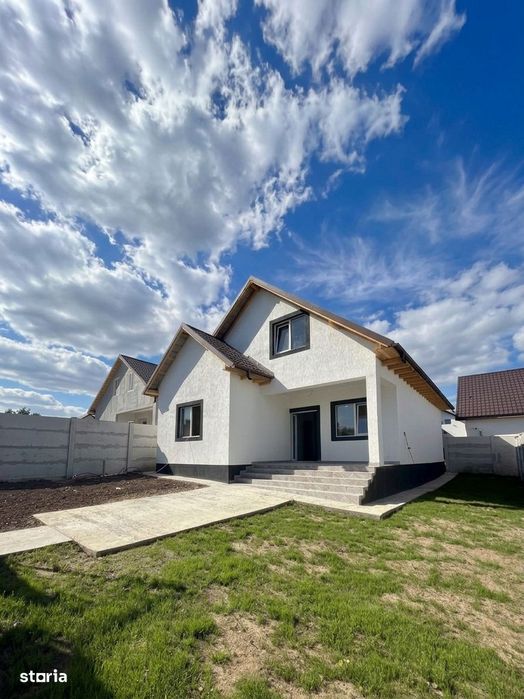 Casă P+M cu 6 Camere - Lumina | ZONĂ CENTRALĂ