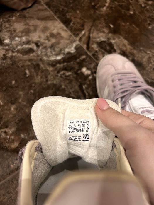 Adidași Adidas Gazelle Vapor Mov – mărimea 37 – stare foarte bună