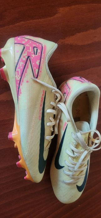 Детски футболни бутонки Nike Zoom Mercurial Vapor 16,  37,5 номер