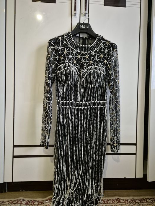 Продам платье  очень дёшево