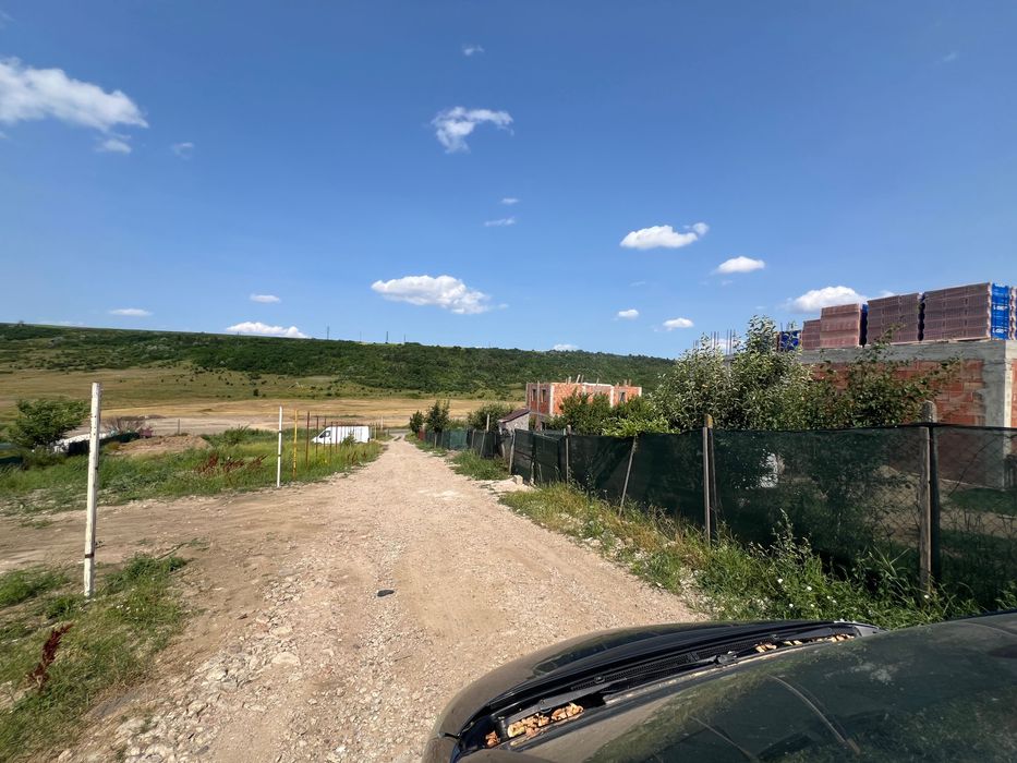Teren Intravilan Carlig - Carolina  1500 mp Iasi 5 km pana la Mihai Viteazu cel mai mic pret din zona. Oportunitate investitie