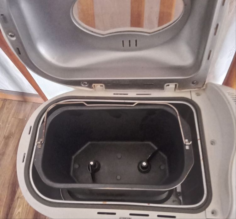 Хлебопечка сама делает тесто