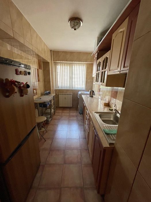 Ocazie! Doua camere decomandate cu doua balcoane etaj 2,Mazepa.