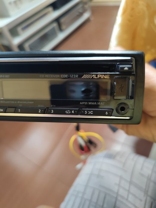 Cd Alpine CDE-123R