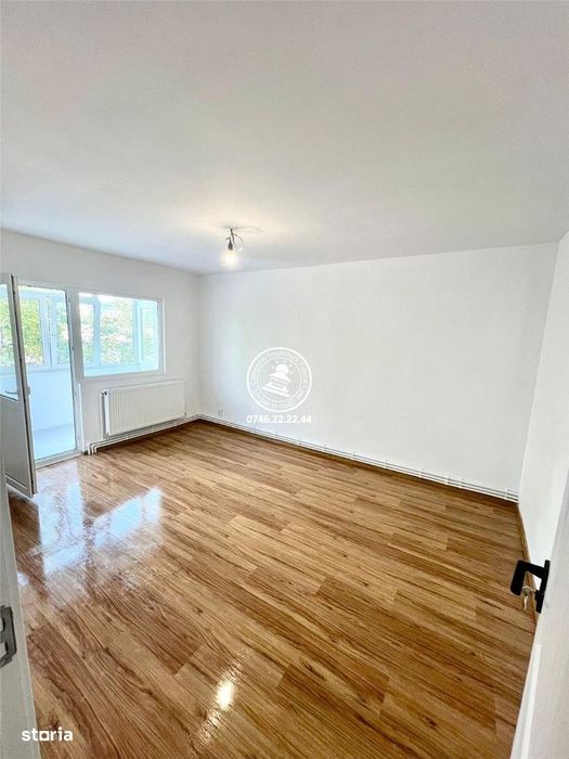 Apartament cu 4 camere Dacia et 1