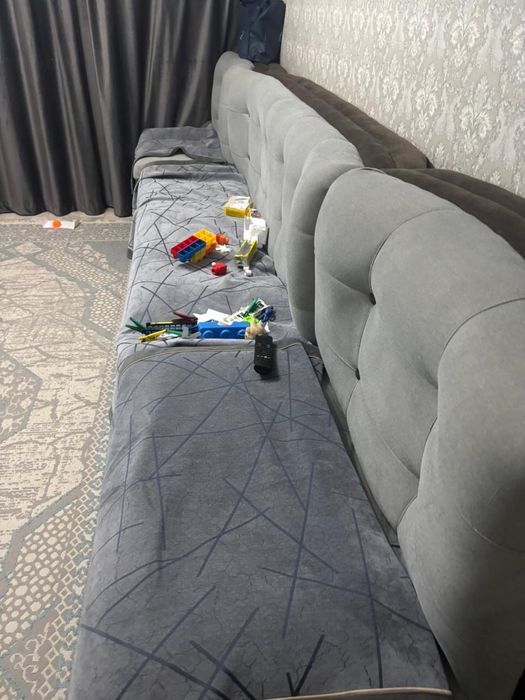 Продам диван район цемпоселок